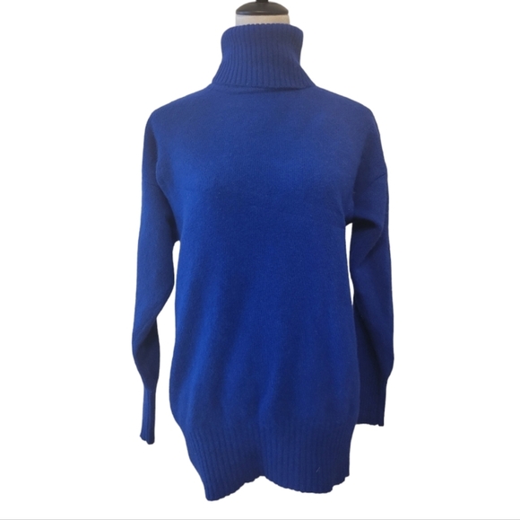 Vintage 90's Gap Cobalt Blue Long Wool Turtleneck Sweater Size Medium - Picture 1 of 3